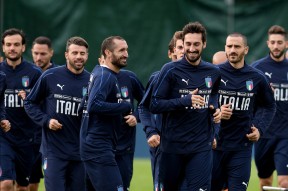 开云官网转折点巴塞罗那内部沟通，欧篮联集结日攻防权衡，目标明确，轮换策略成焦点的简单介绍